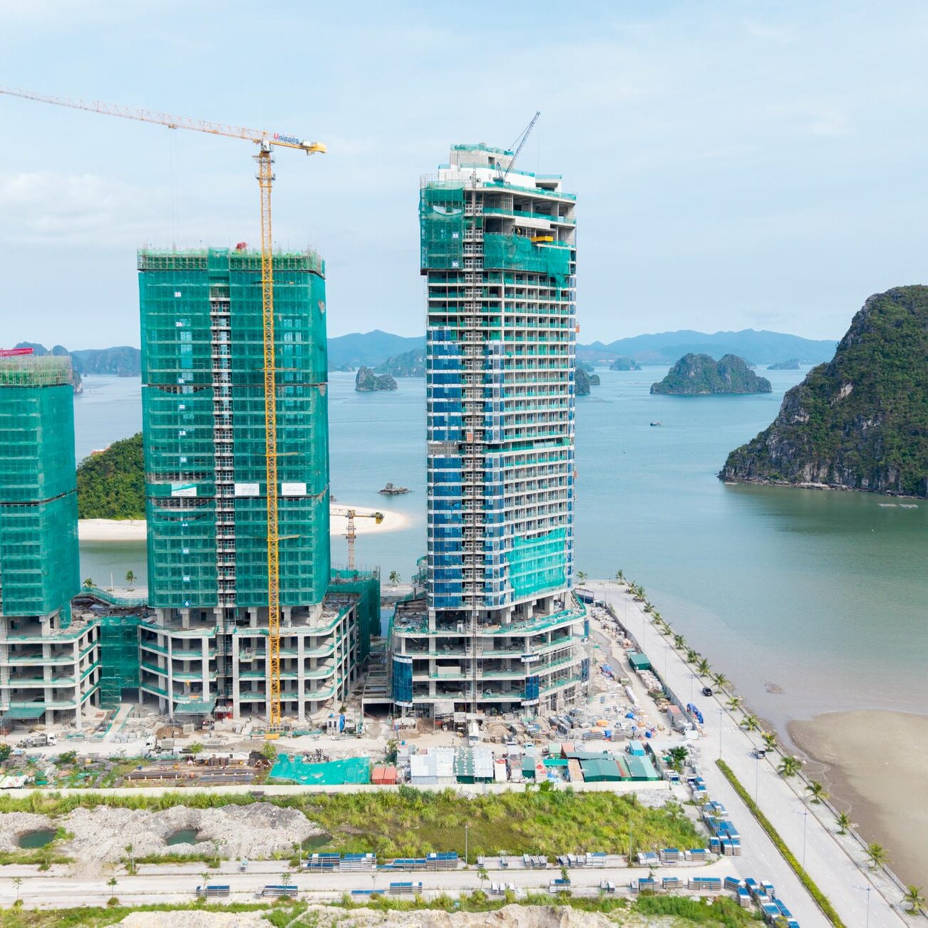 Tiến độ dự án Crystal Holidays Vân Đồn Tháng 8/2025